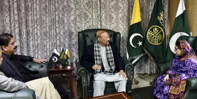 AJK-President-Sultan-Mahmood-Chaudhry-meeting-Faryal-Talpur